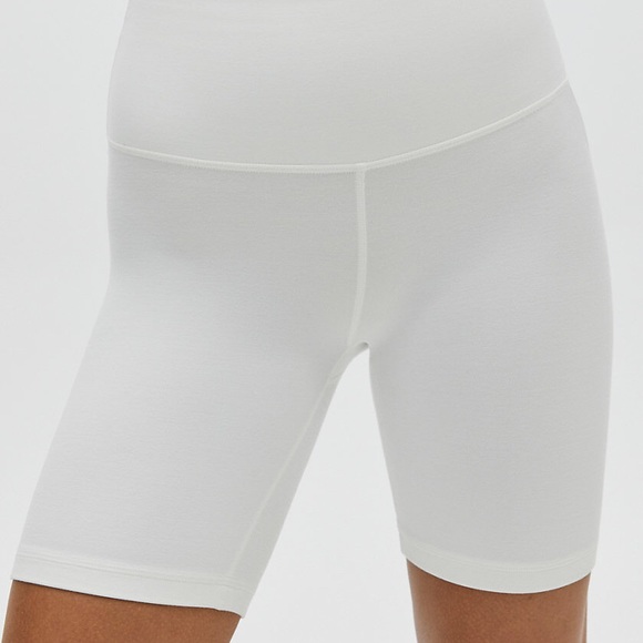 SOLD TNA atmosphere biker short in white - Picture 2 of 6